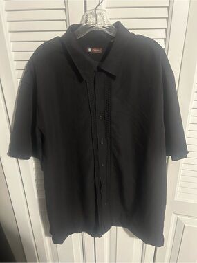 Centro Men's Black Short-Sleeve Button-Up Shirt